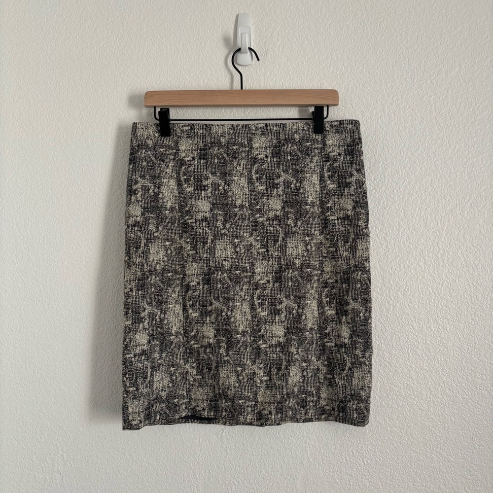 MM. LaFleur Women's Size 10 Black/Cream The Noho Pencil Skirt